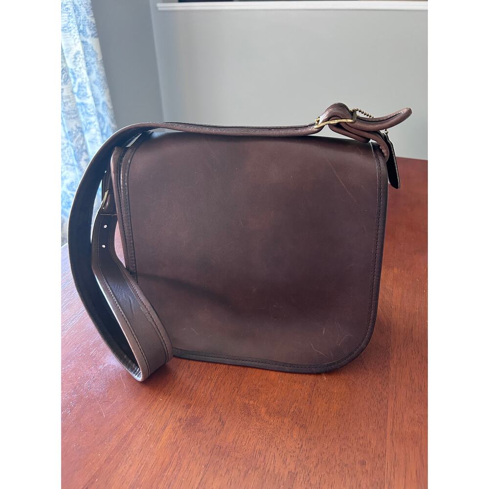 Rare Vintage BROWN Coach LEATHERWARE Classic Pouch Shoulder Bag mid-1970s